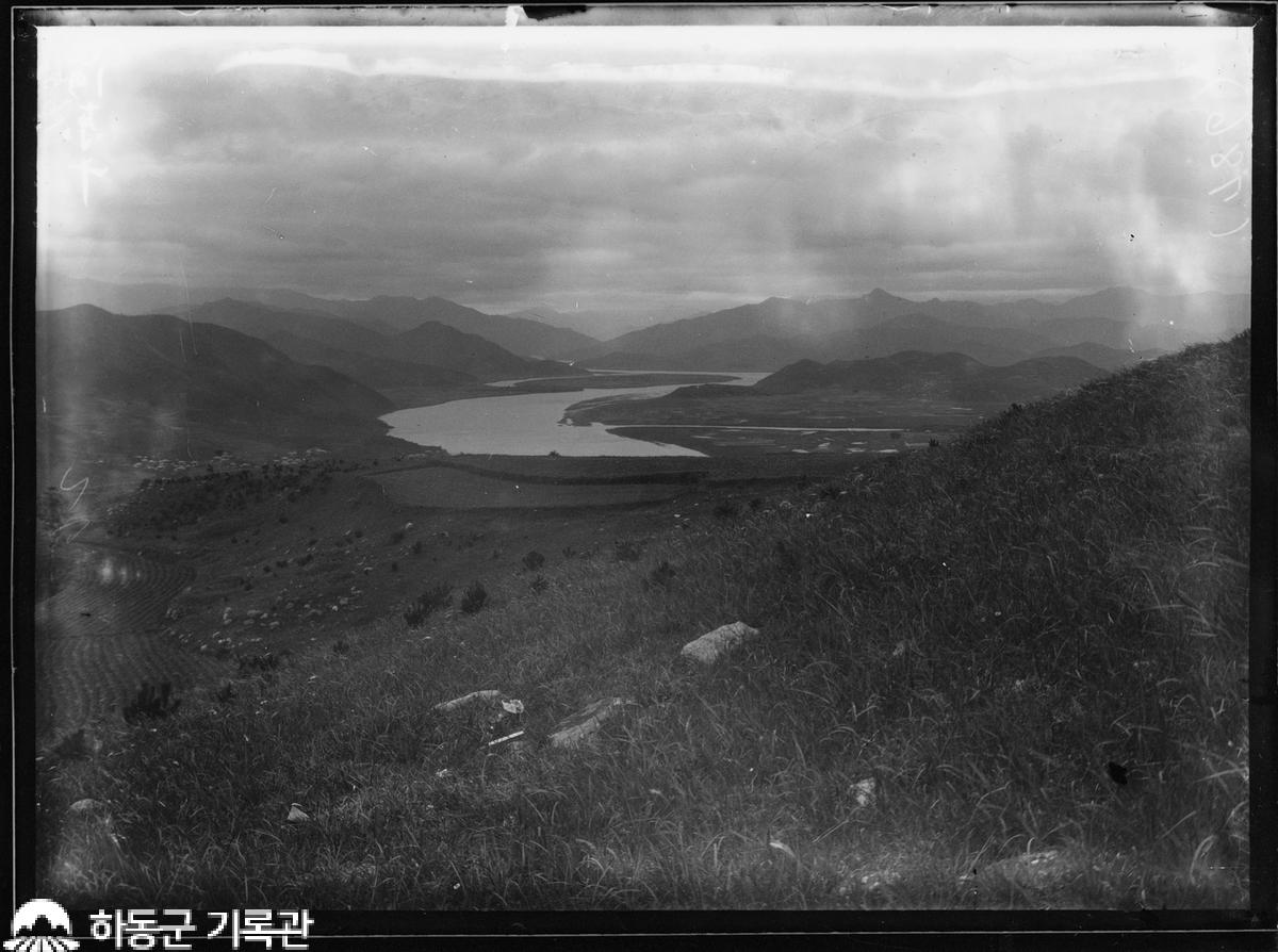 1915.경남하동 신방촌산성에서 본 서쪽